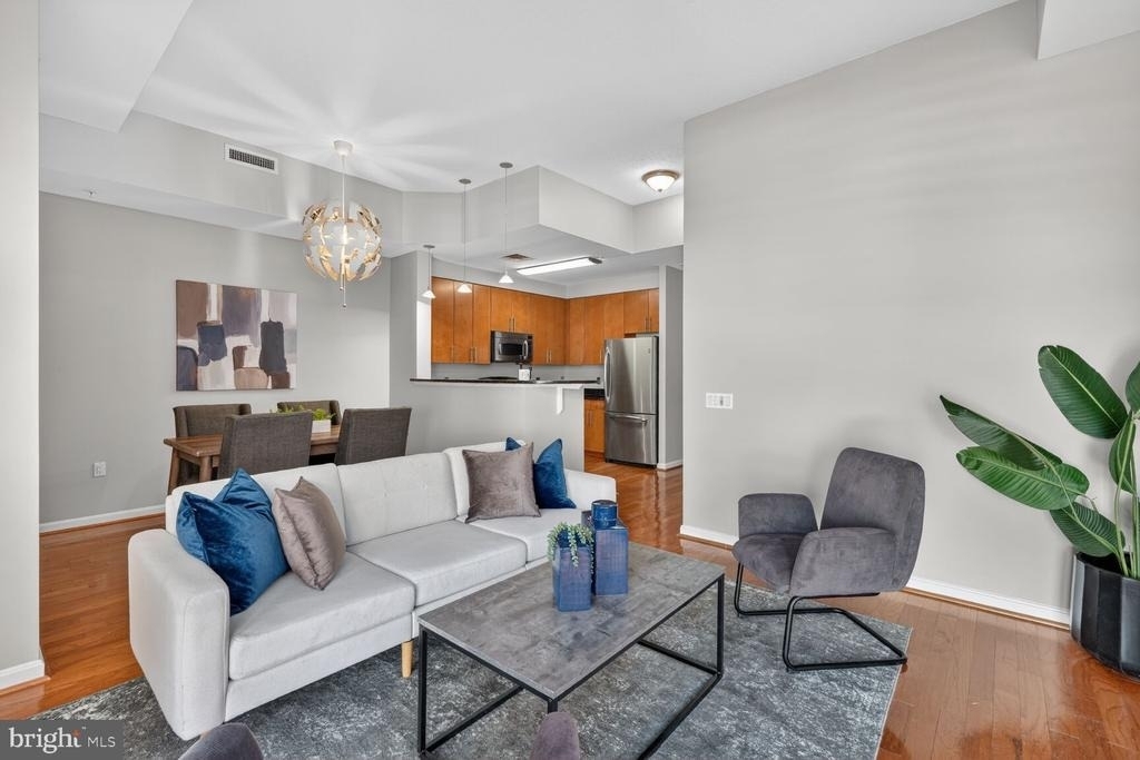 1390 Kenyon Street Nw - Photo 1