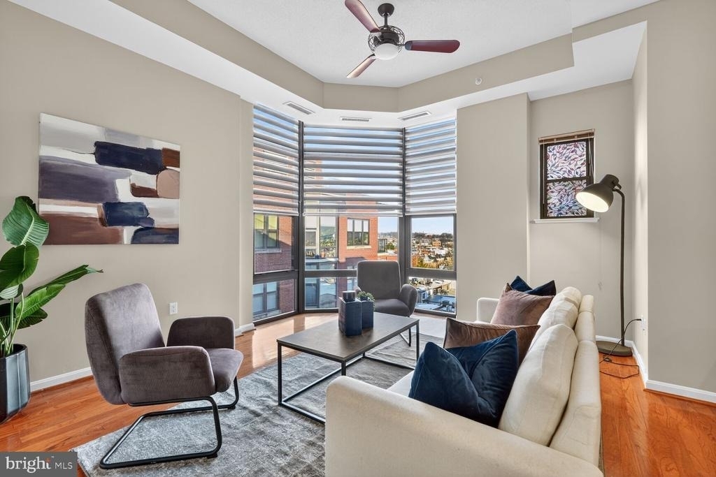 1390 Kenyon Street Nw - Photo 2