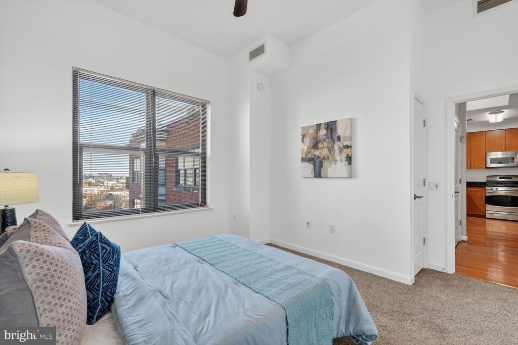 1390 Kenyon Street Nw - Photo 9