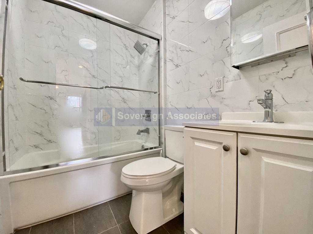320 West 106th Street - Photo 7