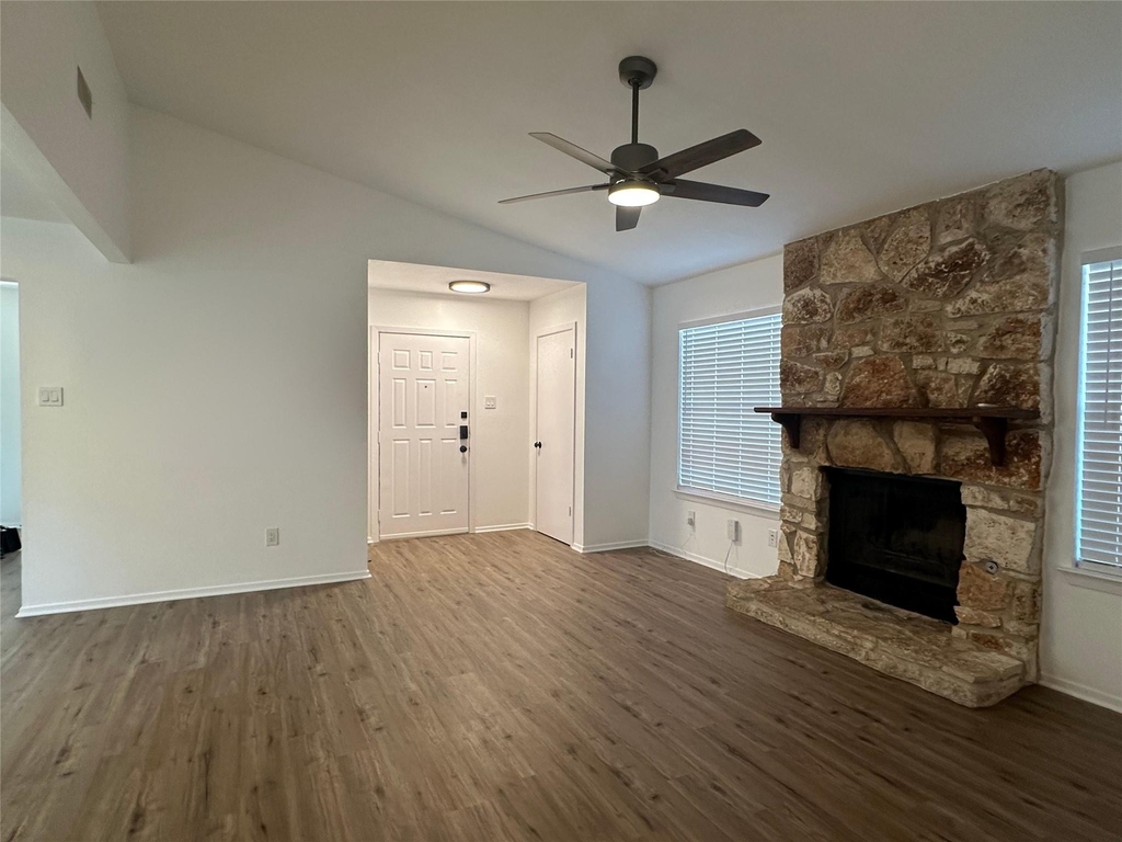 7621 Scenic Brook Dr - Photo 0