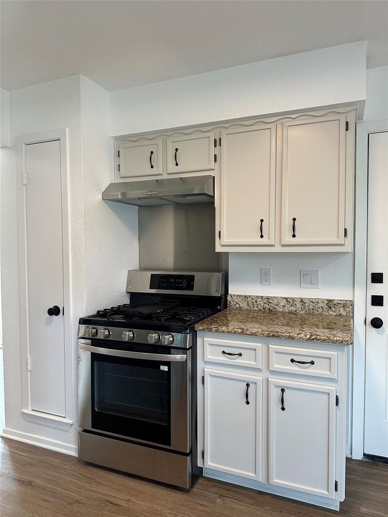 7621 Scenic Brook Dr - Photo 9