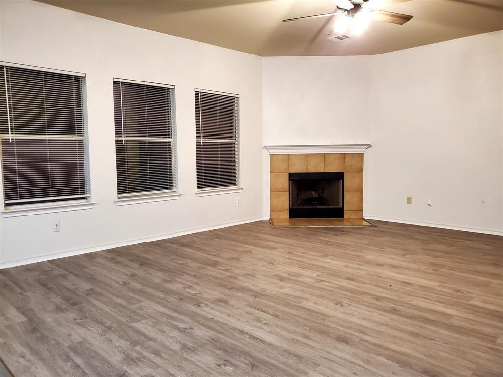 17909 Maxa Dr - Photo 3