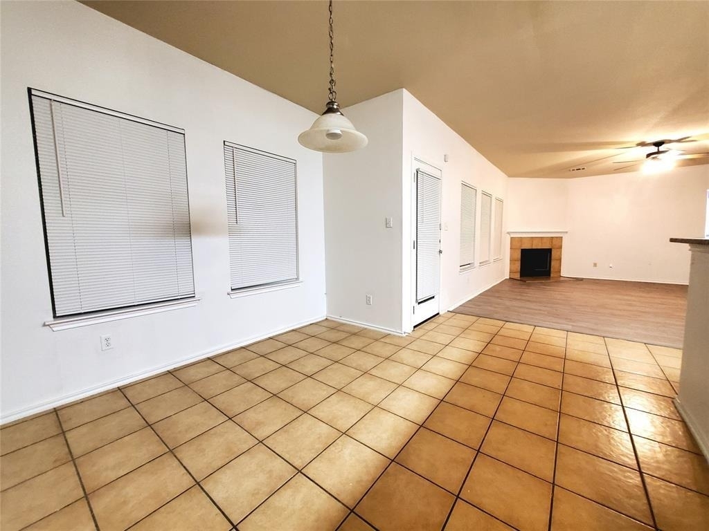 17909 Maxa Dr - Photo 1