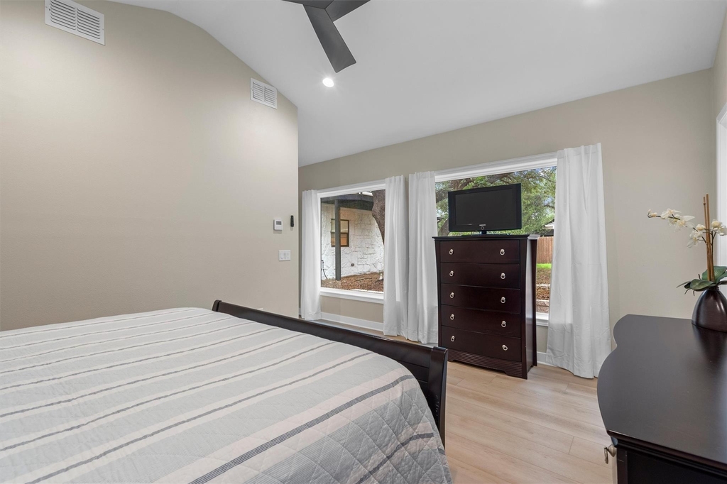 307 Hurst Creek Rd - Photo 16