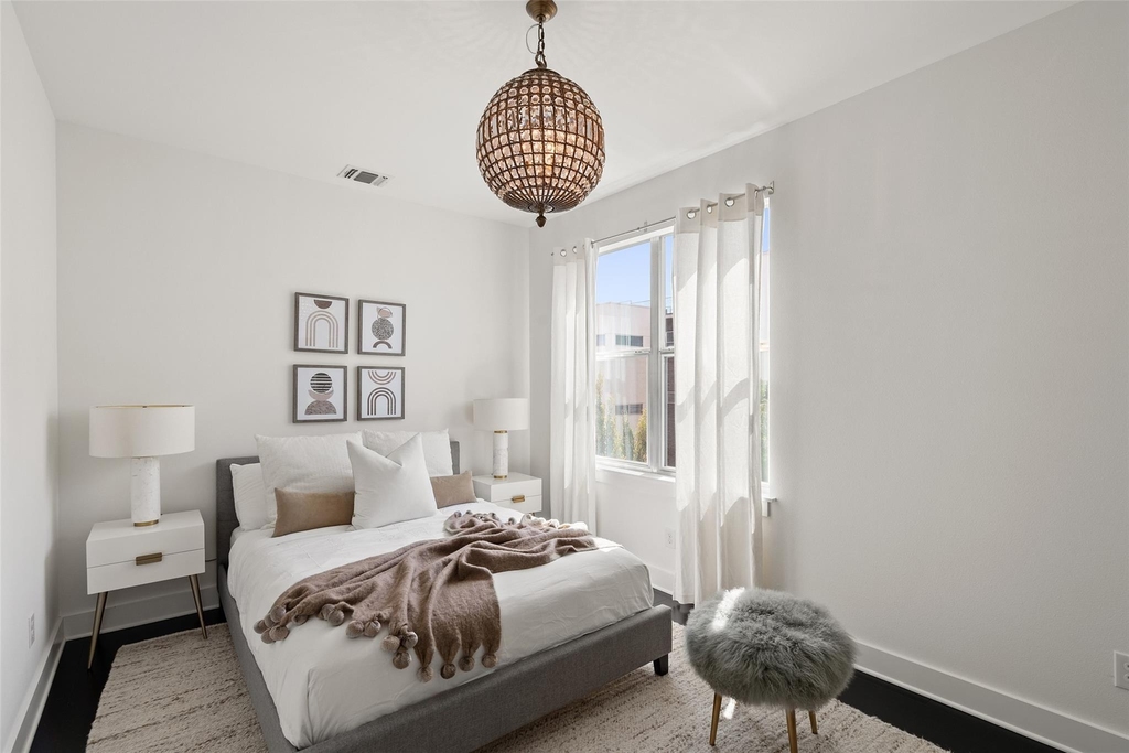 2105 Goodrich Ave - Photo 30