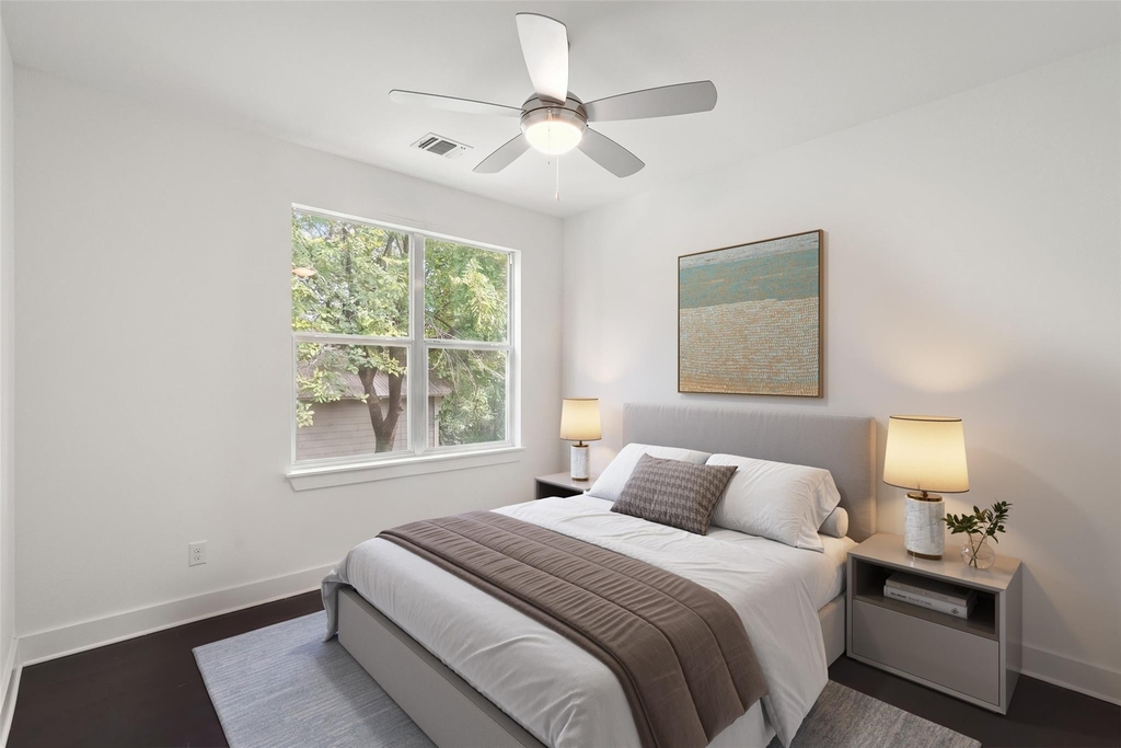 2105 Goodrich Ave - Photo 31