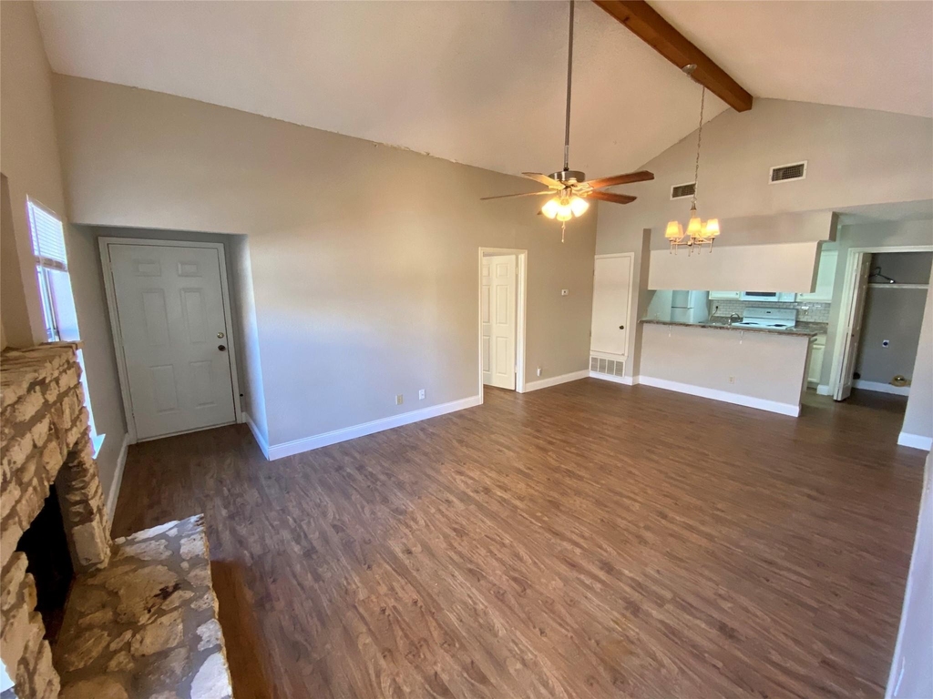 1013 Hyridge St - Photo 0