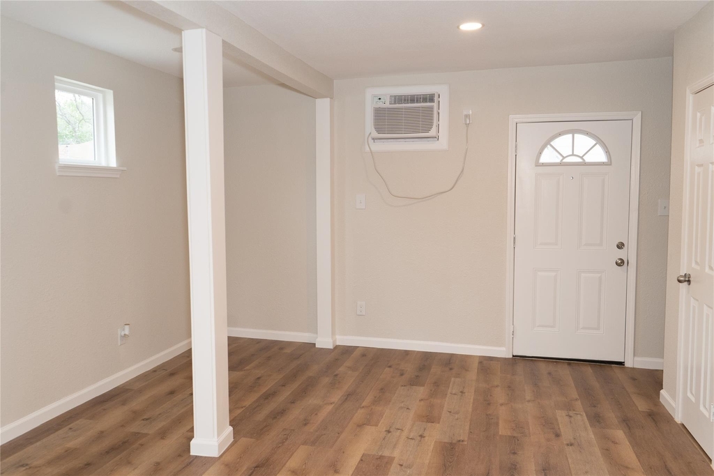 97 Anthony St - Photo 5