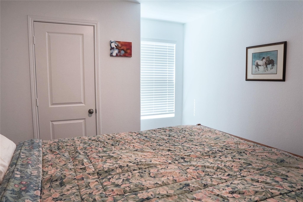 13804 Knights Branch Dr - Photo 17