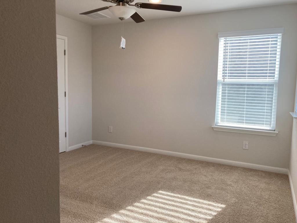 136 Green Knoll Ln - Photo 8