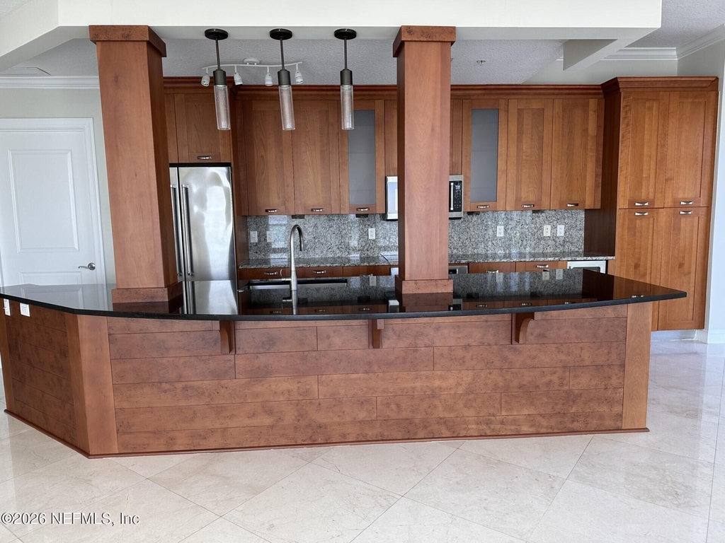 1431 Riverplace Boulevard - Photo 4