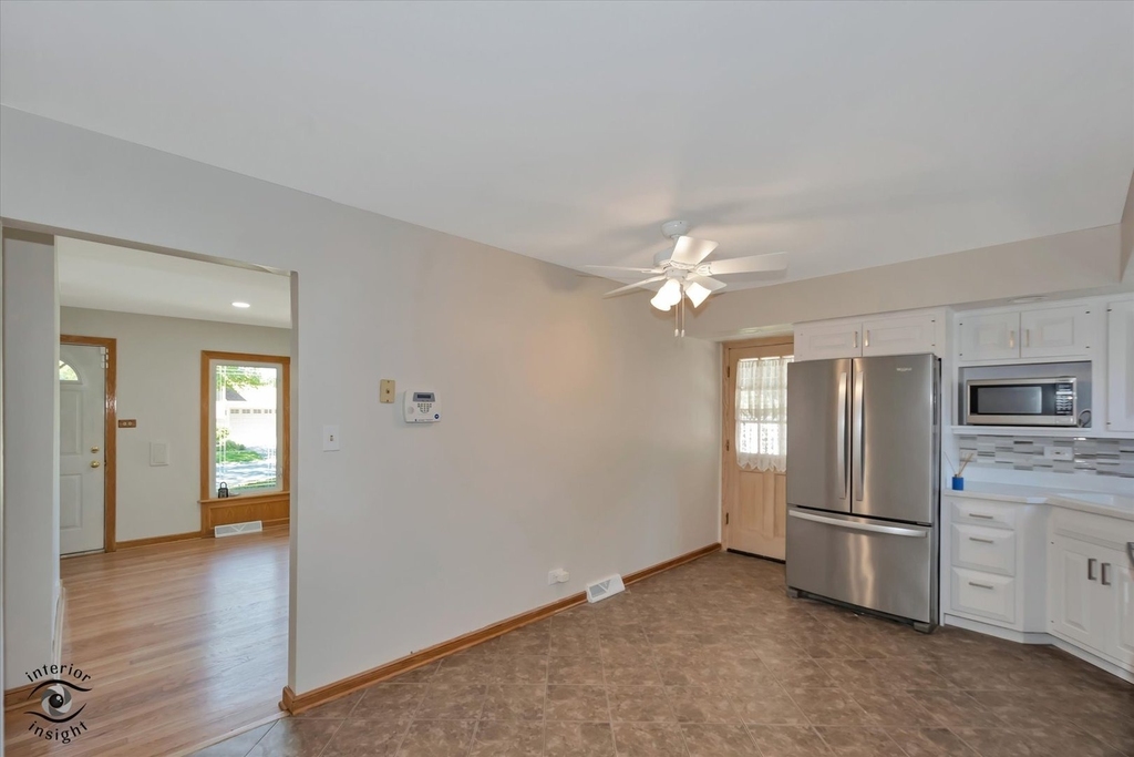 1005 E Park Street - Photo 8