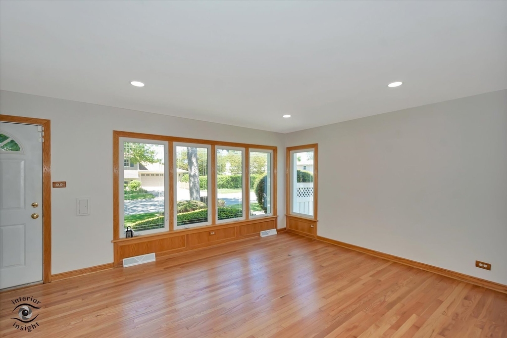 1005 E Park Street - Photo 5