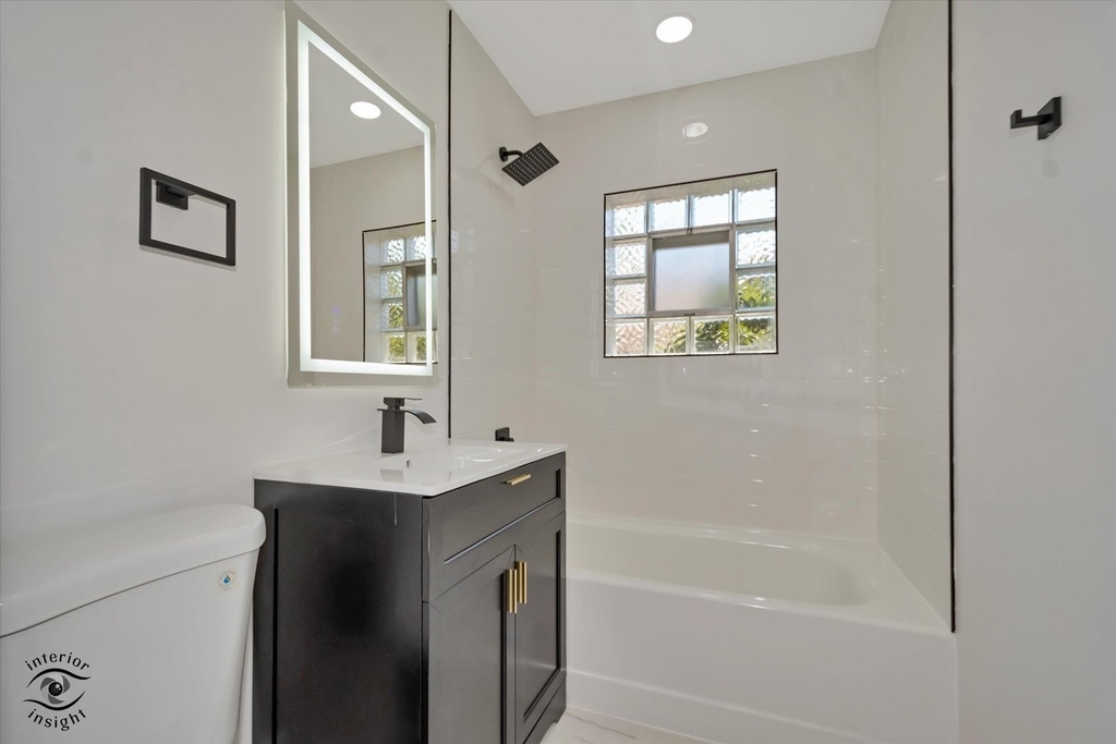 1005 E Park Street - Photo 11