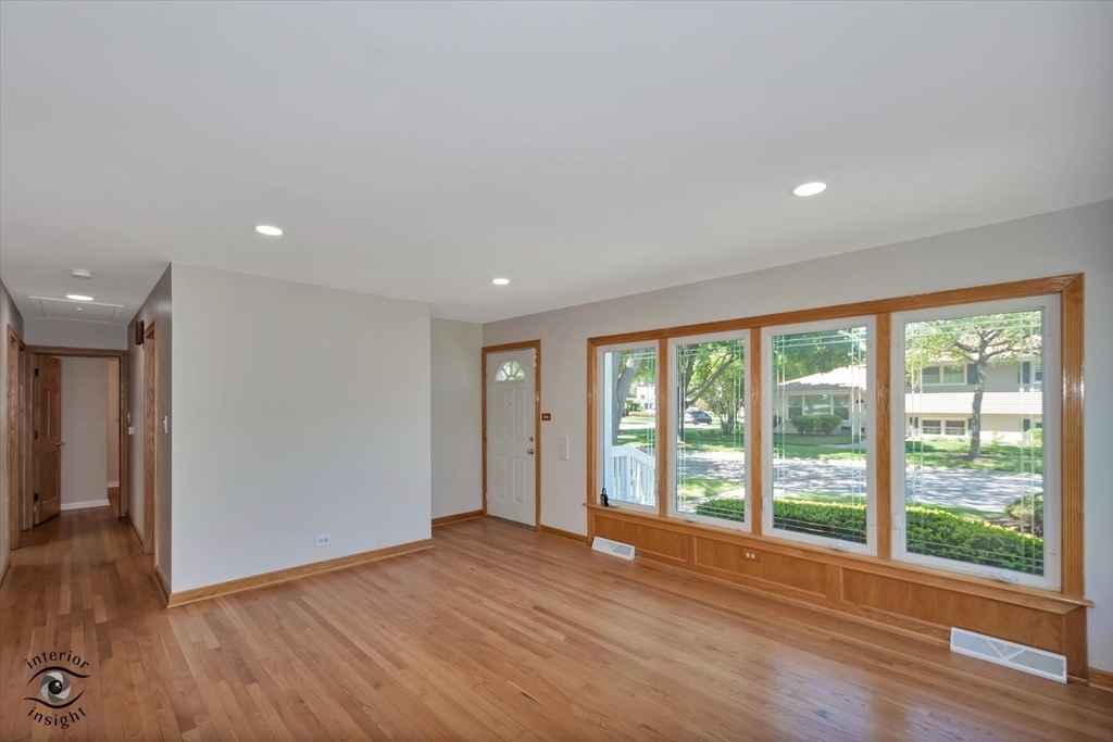 1005 E Park Street - Photo 3