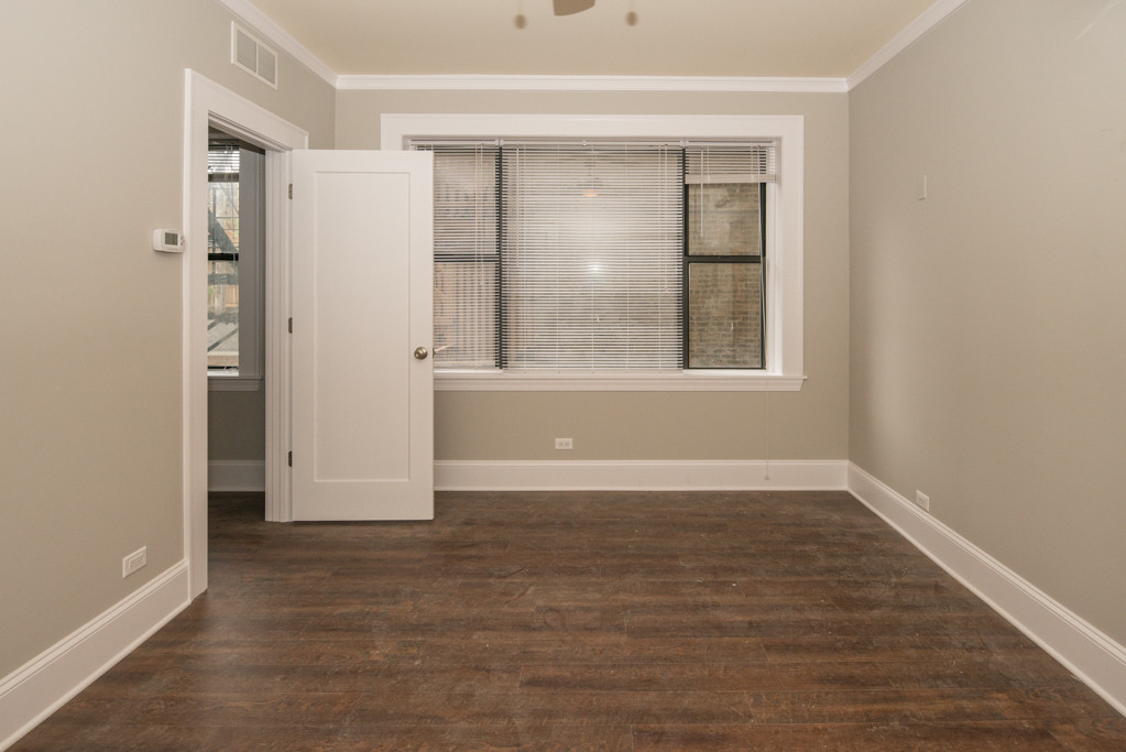 817 W Lakeside Place - Photo 7