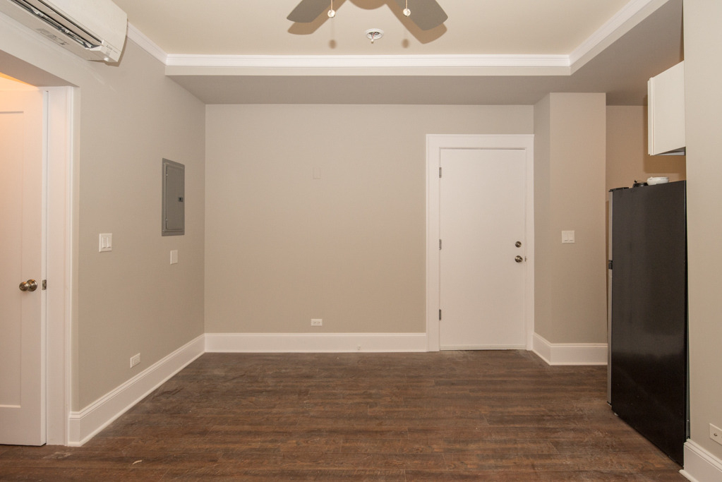 817 W Lakeside Place - Photo 8