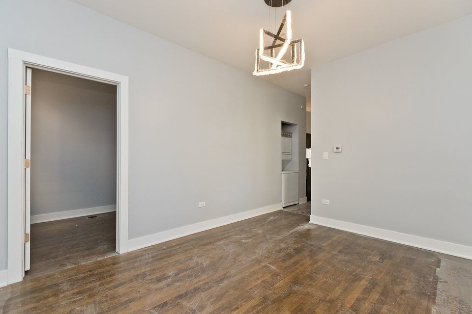 1922 N Wilmot Avenue - Photo 3
