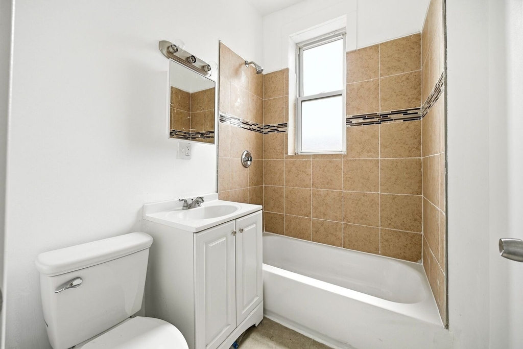 1621 S Lawndale Avenue - Photo 8