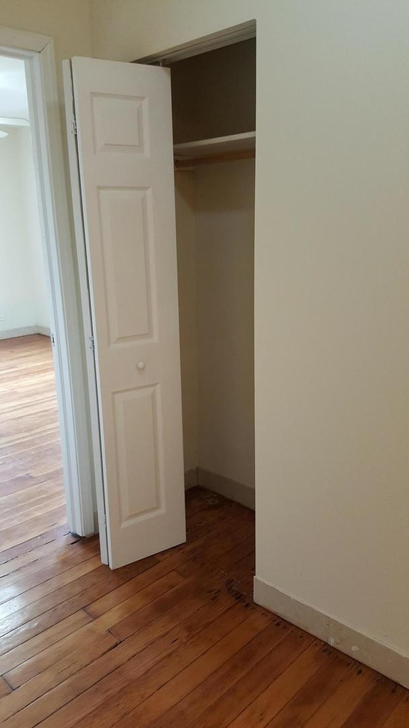 4764 N Virginia Avenue - Photo 9