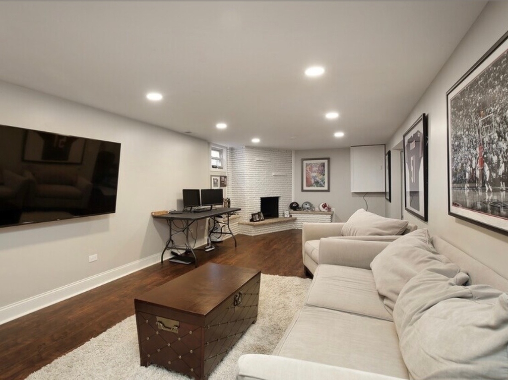 716 Laramie Avenue - Photo 3