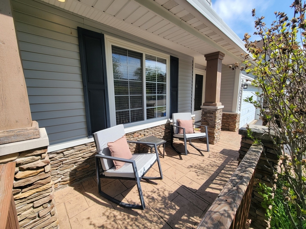 7722 Milan Way - Photo 2