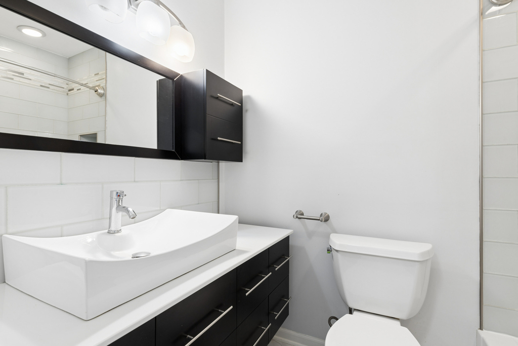 8058 W Lyons Street - Photo 11