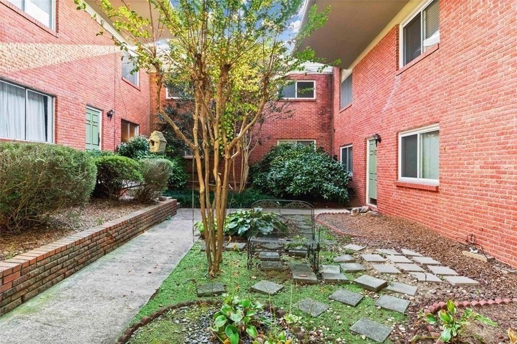 1822 N Rock Springs Rd Ne - Photo 18