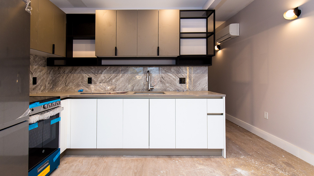 290 Linden Blvd 11226 - Photo 5