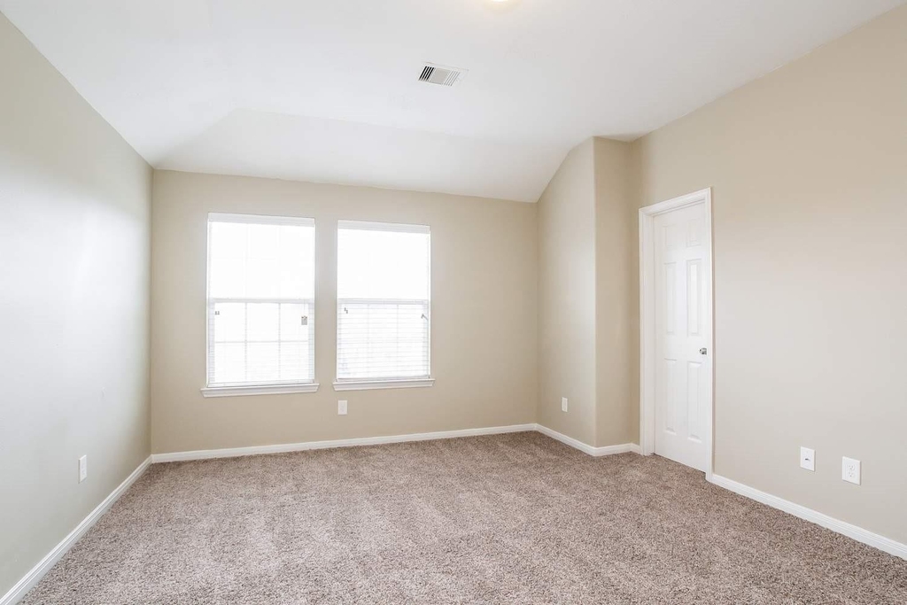 1010 Doubletree Glen Drive - Photo 8