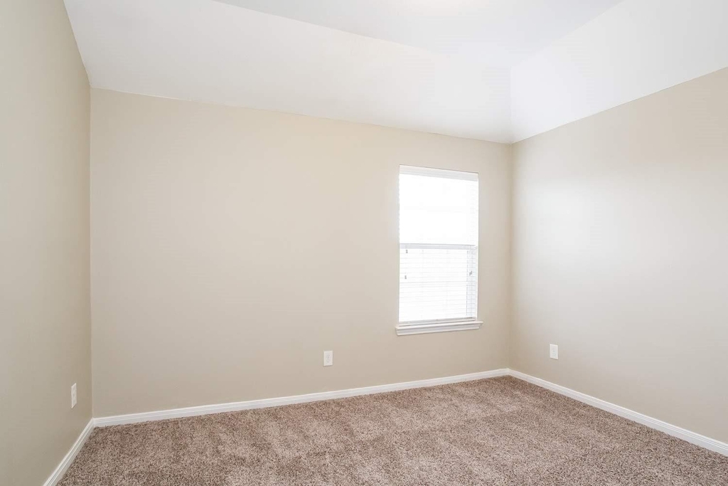 1010 Doubletree Glen Drive - Photo 10