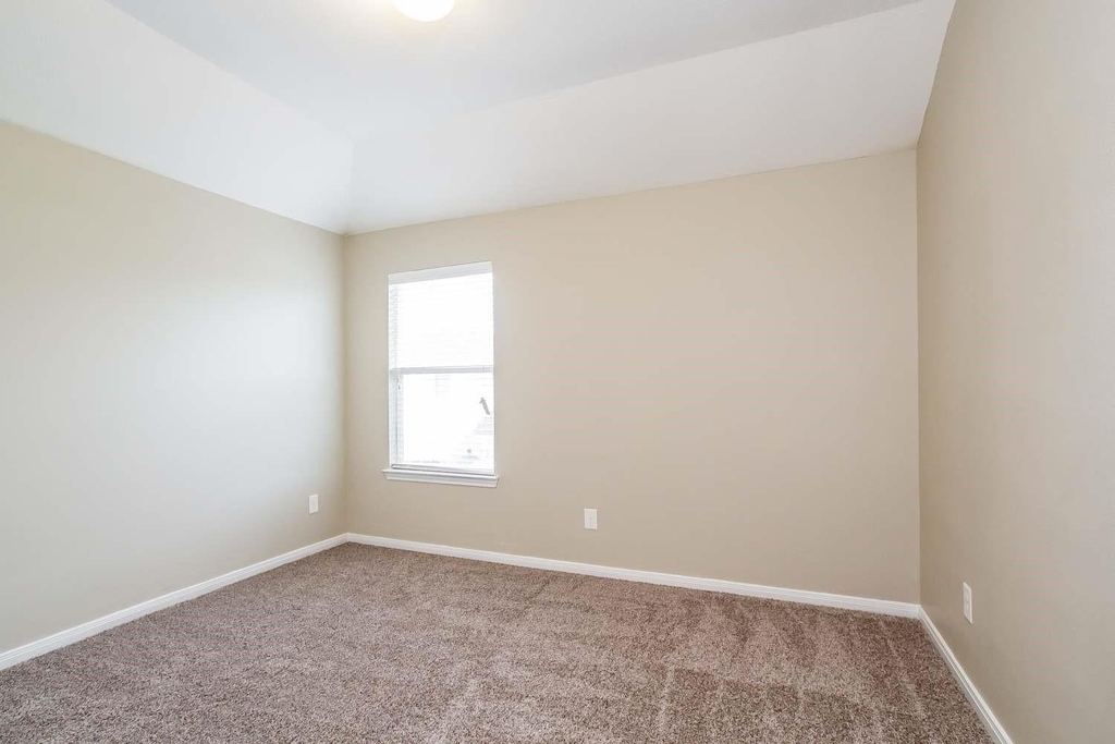 1010 Doubletree Glen Drive - Photo 11