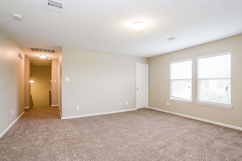 1010 Doubletree Glen Drive - Photo 7