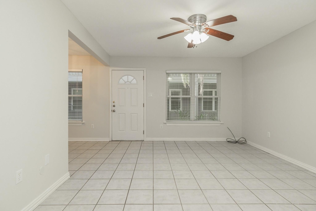 600 19th Street - Photo 5
