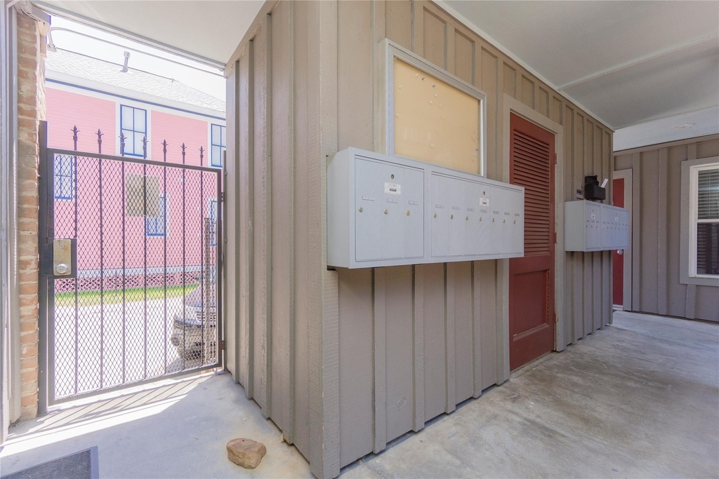 600 19th Street - Photo 26
