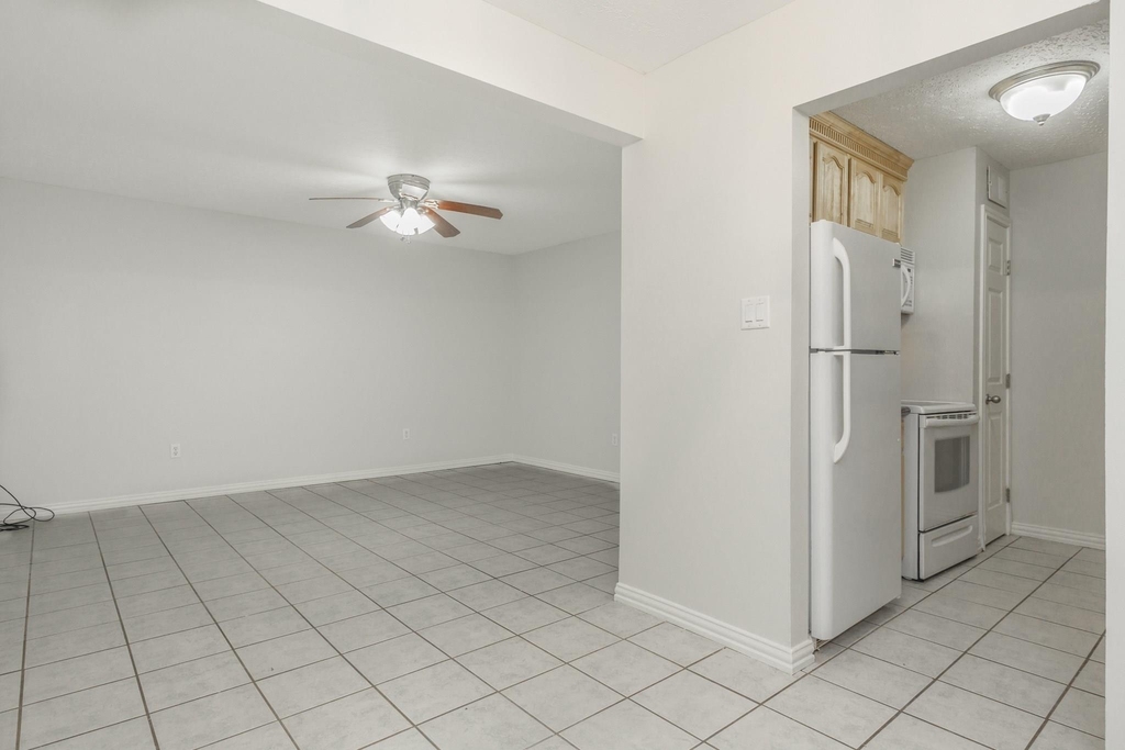 600 19th Street - Photo 7
