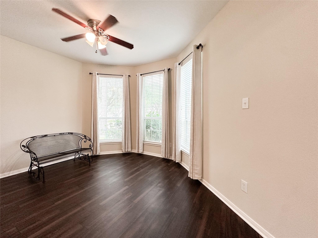 6118 Coastal Grove Ln - Photo 4