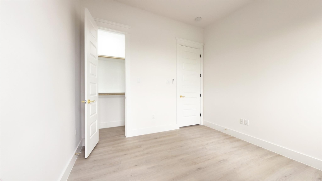 823 North Loop - Photo 12