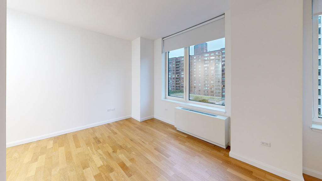 808 Columbus Ave - Photo 3