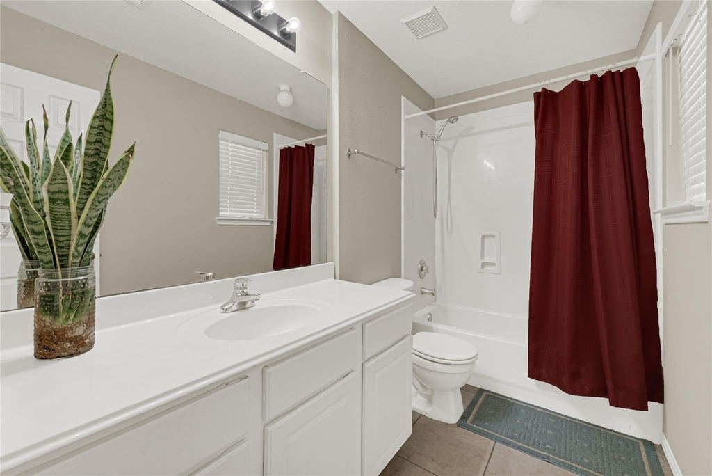 8123 Solara Bend - Photo 23