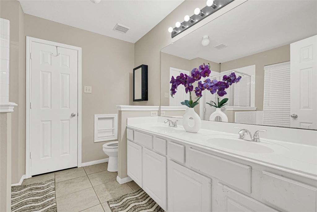8123 Solara Bend - Photo 16