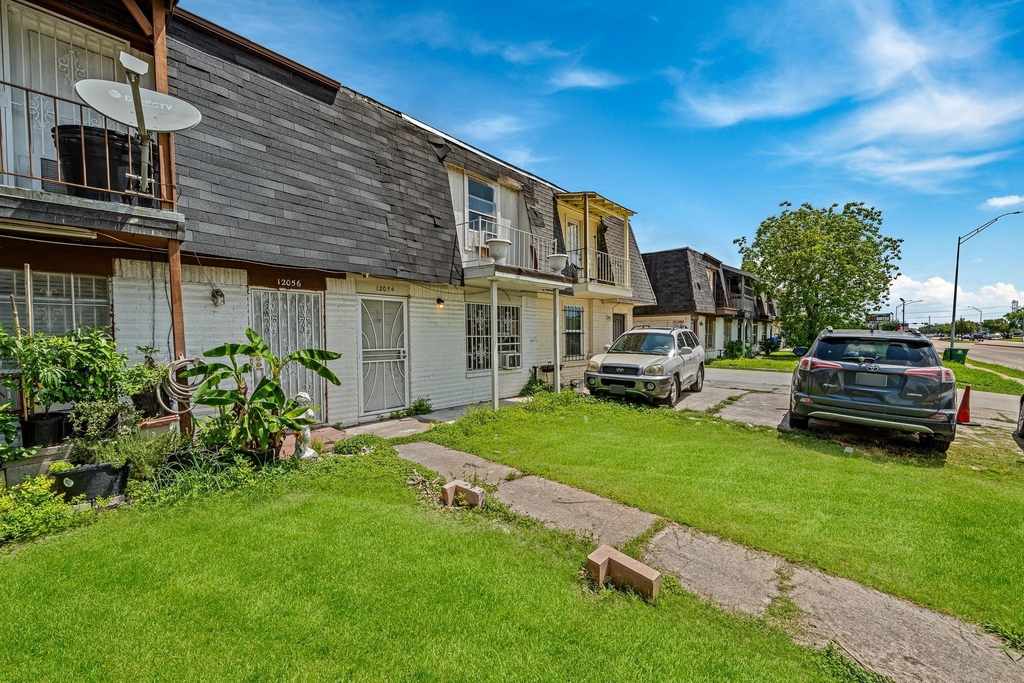 12054 Beechnut Street - Photo 14