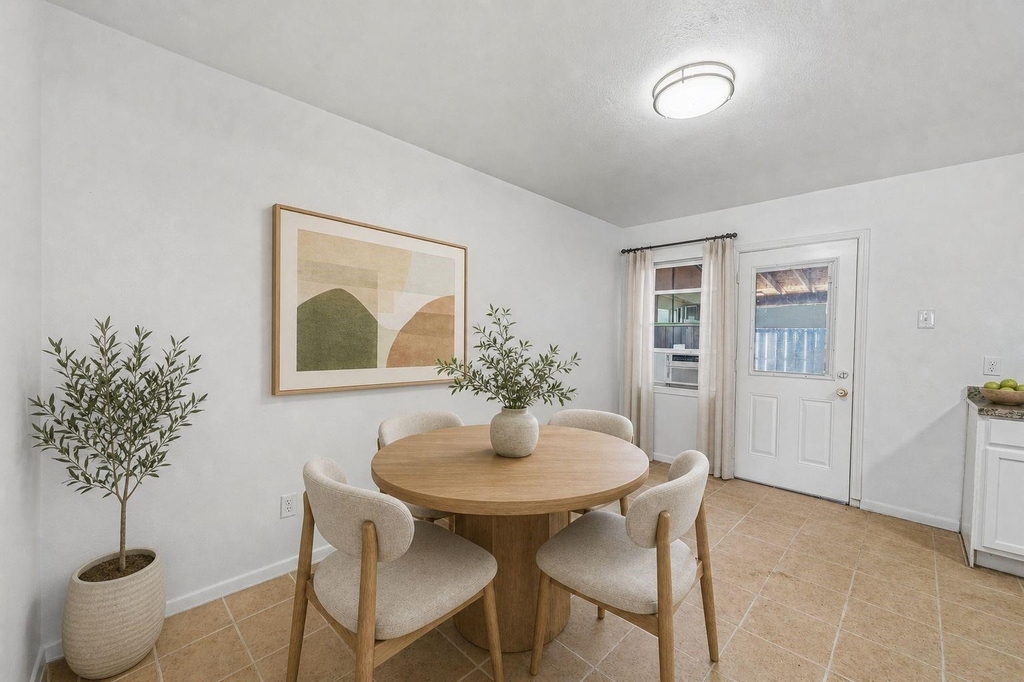 12054 Beechnut Street - Photo 3