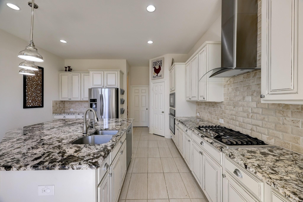 19931 Paloma Bay Court - Photo 12