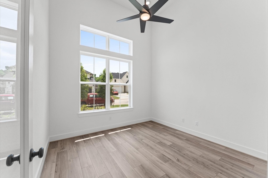 8218 Sherman Park Trail - Photo 9