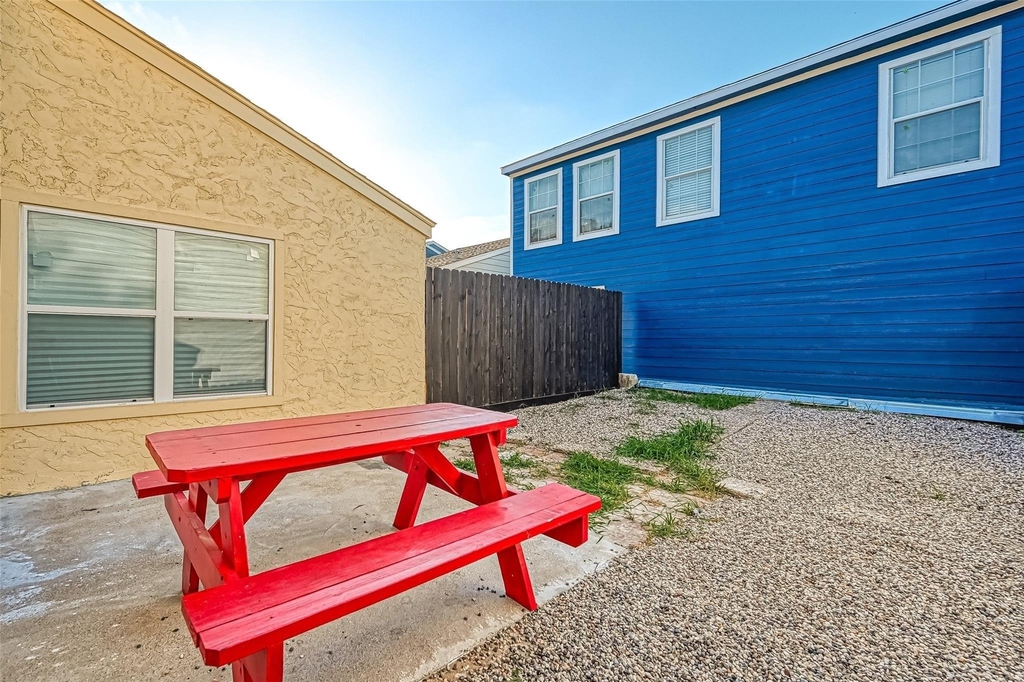 10252 Cottage Field Road - Photo 15