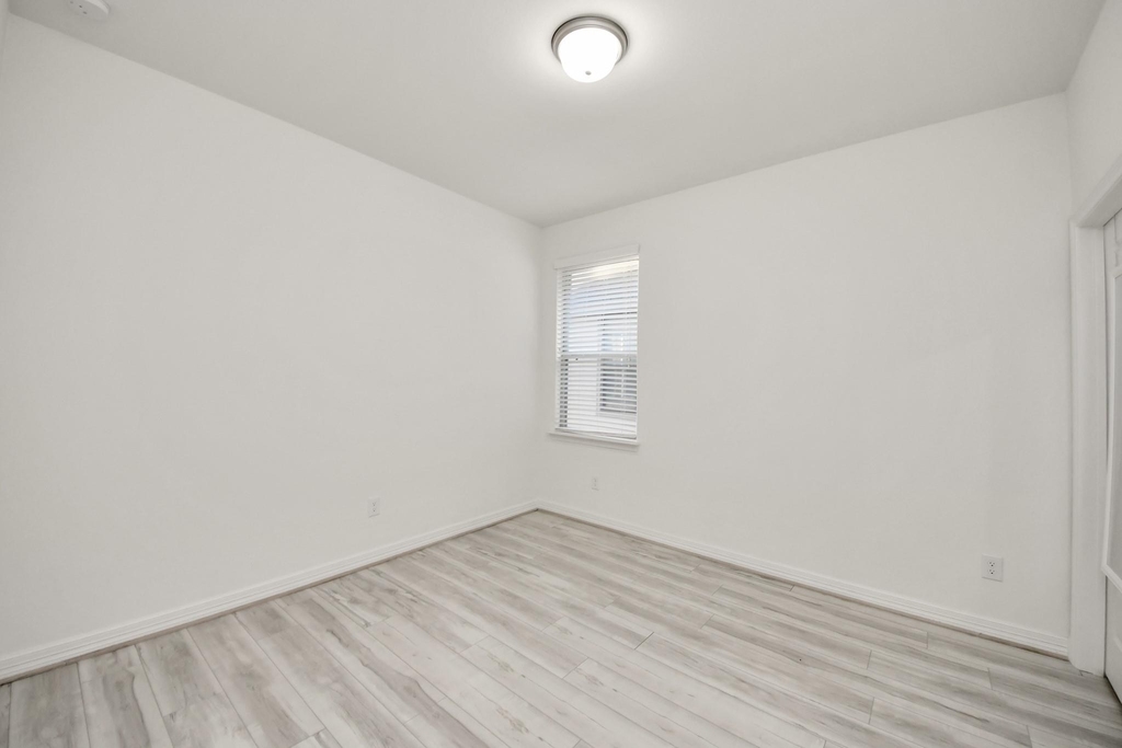 6707 Regatta Park Lane - Photo 23