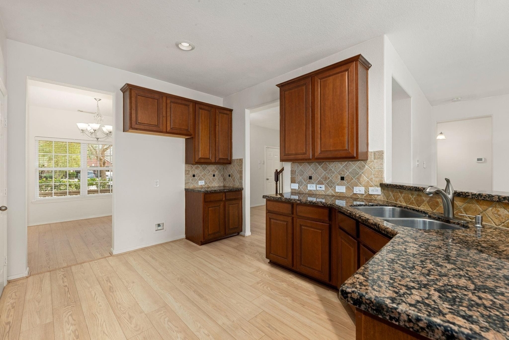 21426 Venture Park Drive - Photo 12