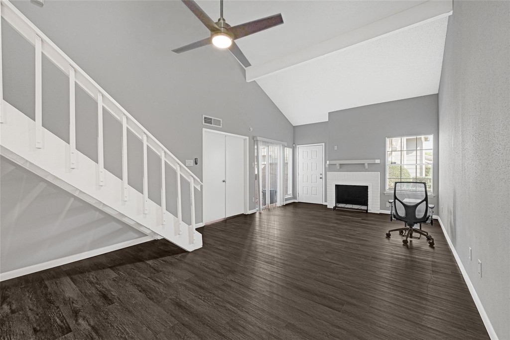 12111 Lemon Ridge Lane - Photo 4